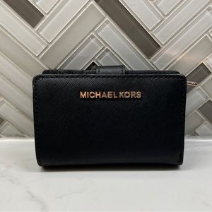 Michael Kors Jet Set Wallet